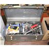 Image 1 : TOOL BOX WITH CONTENTS.