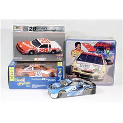 FLAT OF COLLECTIBLES INCL MODEL KITS AND COLLECTOR