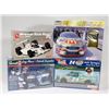 Image 1 : LOT OF 4 MODEL CARS IN BOX.