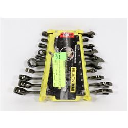 BLACK MAX METRIC WRENCH SET.