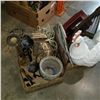 Image 1 : 2 BOXES OF GARDEN DECOR