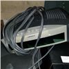 Image 2 : BOSE AV3 MEDIA CENTER W/ 2 SPEAKERS