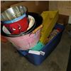 Image 1 : TOTE OF TRAYS AND CONTAINERS AND METAL BUCKETS