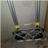 Image 2 : BLACK AND GREY FOLDING DOLLY
