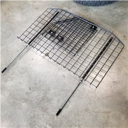 DOG BARRIER FOR SUV