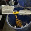 Image 1 : DOUBLE SHOP LIGHT ON STAND