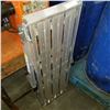 Image 2 : FOLDING WORK PLATFORM