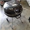 Image 1 : ROLLING CHARCOAL BBQ