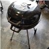 Image 2 : ROLLING CHARCOAL BBQ