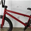 Image 2 : RED NO NAME BMX BIKE