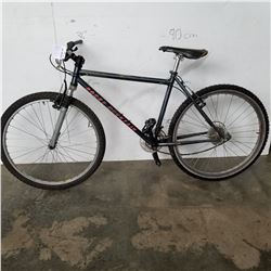 BLUE ROCKY MOUNTAIN BIKE