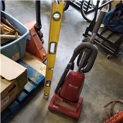 STANLEY LEVEL AND VACUUM