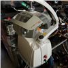 Image 2 : OPUSMED LUMIPHASE R ESTHETIC COMMERCIAL LASER MACHINE WITH KEY, POWERS UP