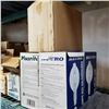 Image 1 : LOT OF 10 NEW 1000 WATT LIGHT BULBS