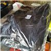 Image 1 : 3 NEW CONDOR FLEECE VESTS, SIZE LARGE