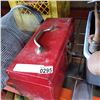Image 1 : RED BEACH TOOLBOX FULL OF TOOLS