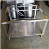 Image 2 : STAINLESS STEEL EQUIPMENT BASE