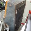 Image 5 : BALLY SUPER 62 JUMBO 5FT VINTAGE SLOT MACHINE - NEEDS CORD