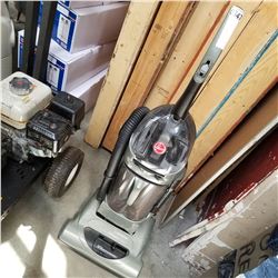 HOOVER TWIN CHAMBER BAGLESS VACUUM