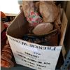 Image 1 : BOX OF FISHING HOOKS AND LINES