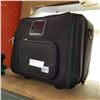 Image 1 : BLACK LUGGAGE W/ CHARGE IT SOLAR PANEL