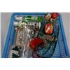 Image 2 : TRAY OF JEWELLERY