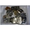 Image 3 : TRAY OF BELT BUCKLES