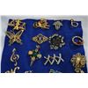 Image 3 : 21 PINS