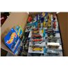 Image 3 : LOT OF HOTWHEELS AND JOHNNY LIGHTNING CARS IN PACKAGE