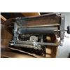 Image 1 : ANTIQUE TYPEWRITER