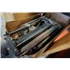 Image 3 : ANTIQUE TYPEWRITER