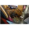 Image 1 : METAL SUN AND FLOWER DECORATIONS