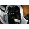 Image 1 : XBOX 360 W/ 4 CONTROLLERS AND 6 GAMES AND KINECT