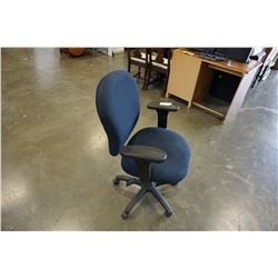 BLUE GAS LIFT OFFICE CHAIR