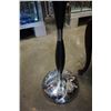 Image 3 : MODERN DOUBLE LIGHT FLOOR LAMP