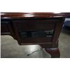 Image 2 : MAHOGANY 2 DRAWER DESK W/ POWER