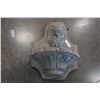 Image 1 : CEMENT LION FOUNTAIN