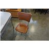 Image 4 : MID CENTURY MODERN DINING TABLE AND 3 BROWN LEATHER CHAIRS