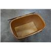 Image 2 : 1940S METAL HANDLED PICNIC BASKET