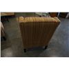 Image 3 : STRIPED STYLUS ACCENT CHAIR
