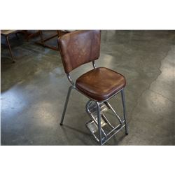 VINTAGE STEP STOOL CHAIR