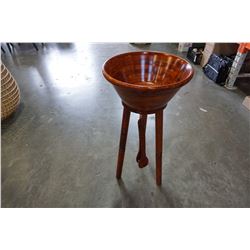 WOOD SALAD BOWL ON STAND W/ UTENSILS