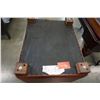 Image 4 : LEATHER OTTOMAN