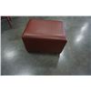 Image 3 : LEATHER OTTOMAN