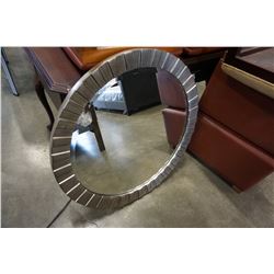 ROUND BEVELLED MIRROR