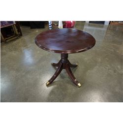 ROUND MAHOGANY PARLOUR TABLE