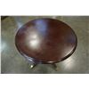Image 2 : ROUND MAHOGANY PARLOUR TABLE