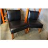 Image 2 : 2 BLACK OVERSIZED LEATHER CHAIRS