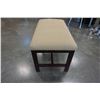 Image 3 : UPHOLSTERED BENCH