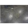 Image 1 : 2 MCM METAL RACKS